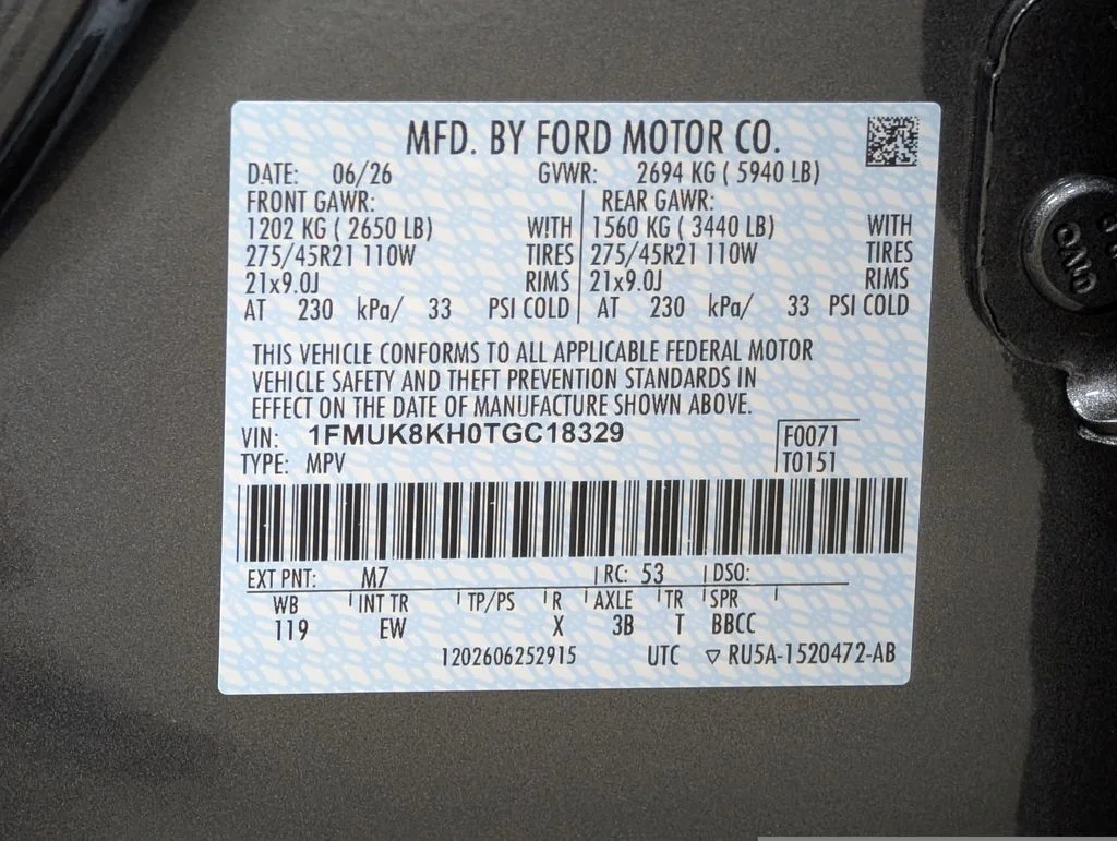 New 2026 Carbonized Gray Metallic Ford ST-Line image 25