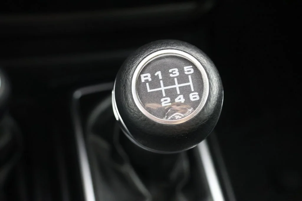 Used 2020 Black Clearcoat Jeep Sport S image 16