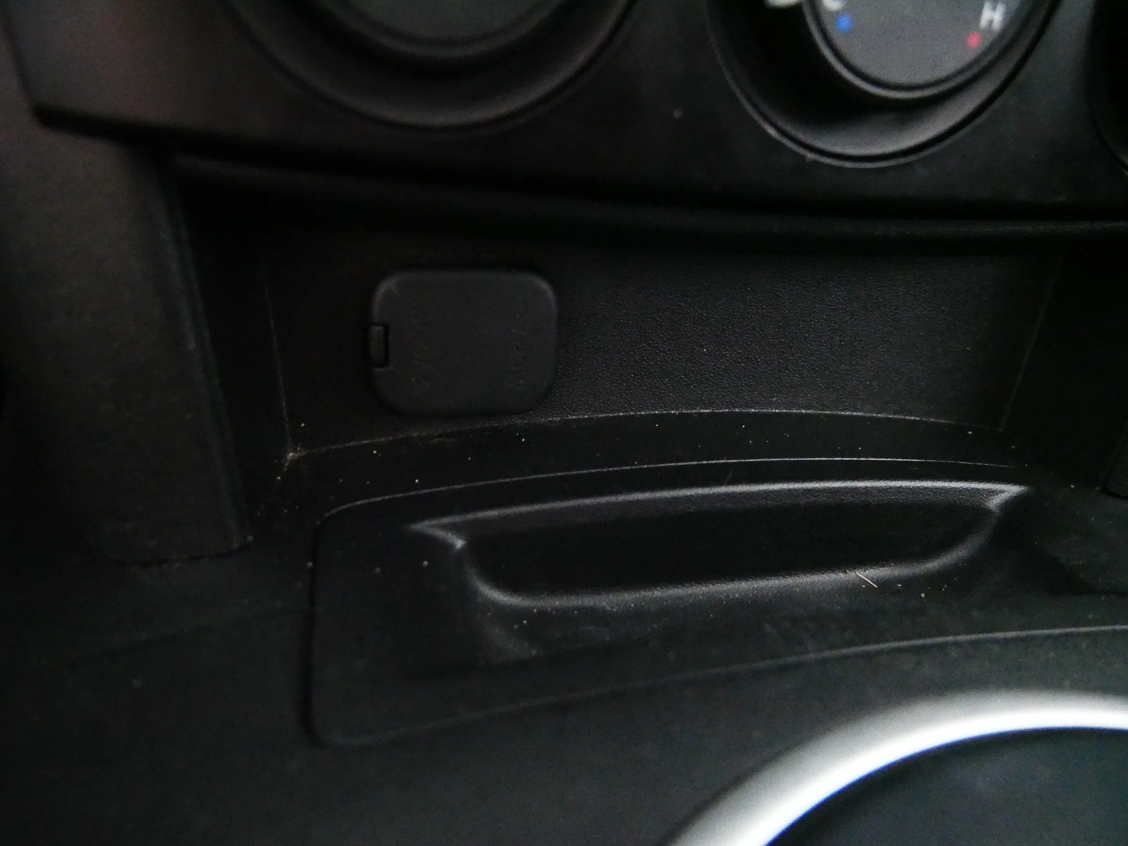Used 2008 Brilliant Black Mazda Touring image 31