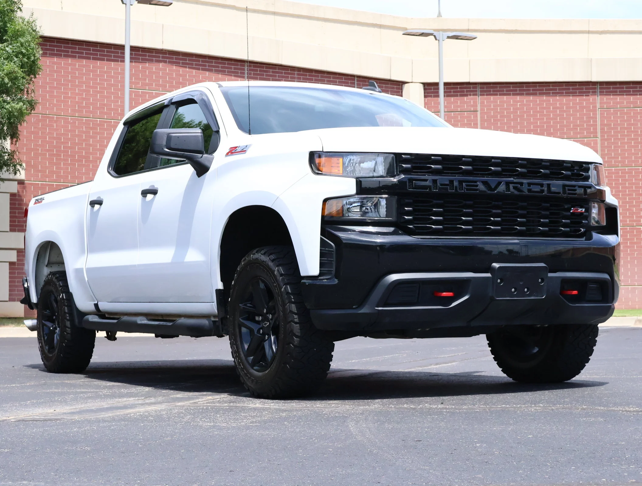 Used 2021 Summit White Chevrolet Custom Trail Boss image 1