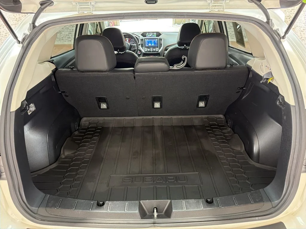 Used 2022 White Subaru Limited image 13