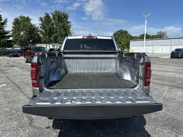 Used 2022 Silver Ram Laramie image 29