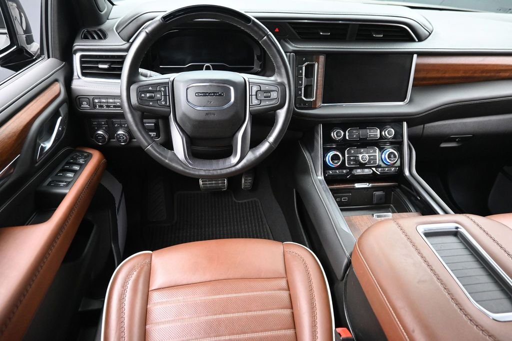 Used 2024 Black GMC Denali Ultimate image 15