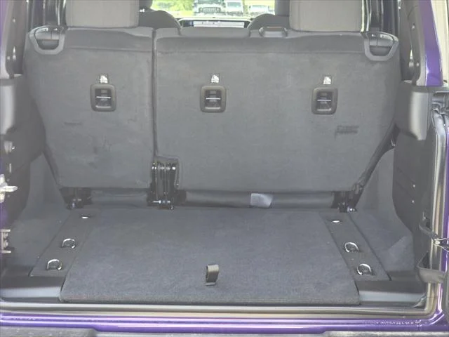 New 2026 Reign Exterior Paint Jeep Sport S image 6