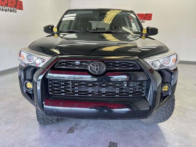 Certified Used 2019 MIDNIGHT BLACK METALLIC Toyota  image 8