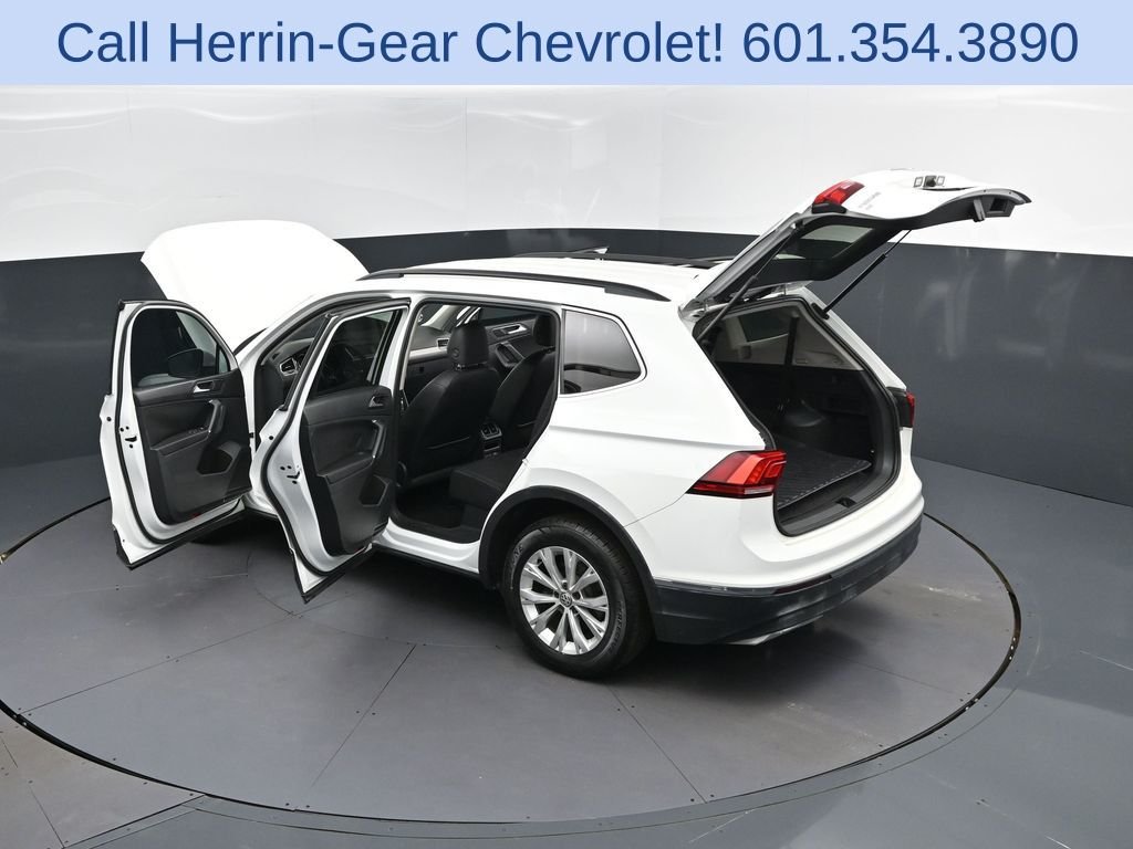 Used 2018 Volkswagen Tiguan SE with VIN 3VV3B7AX4JM055269 for sale in Jackson, MS