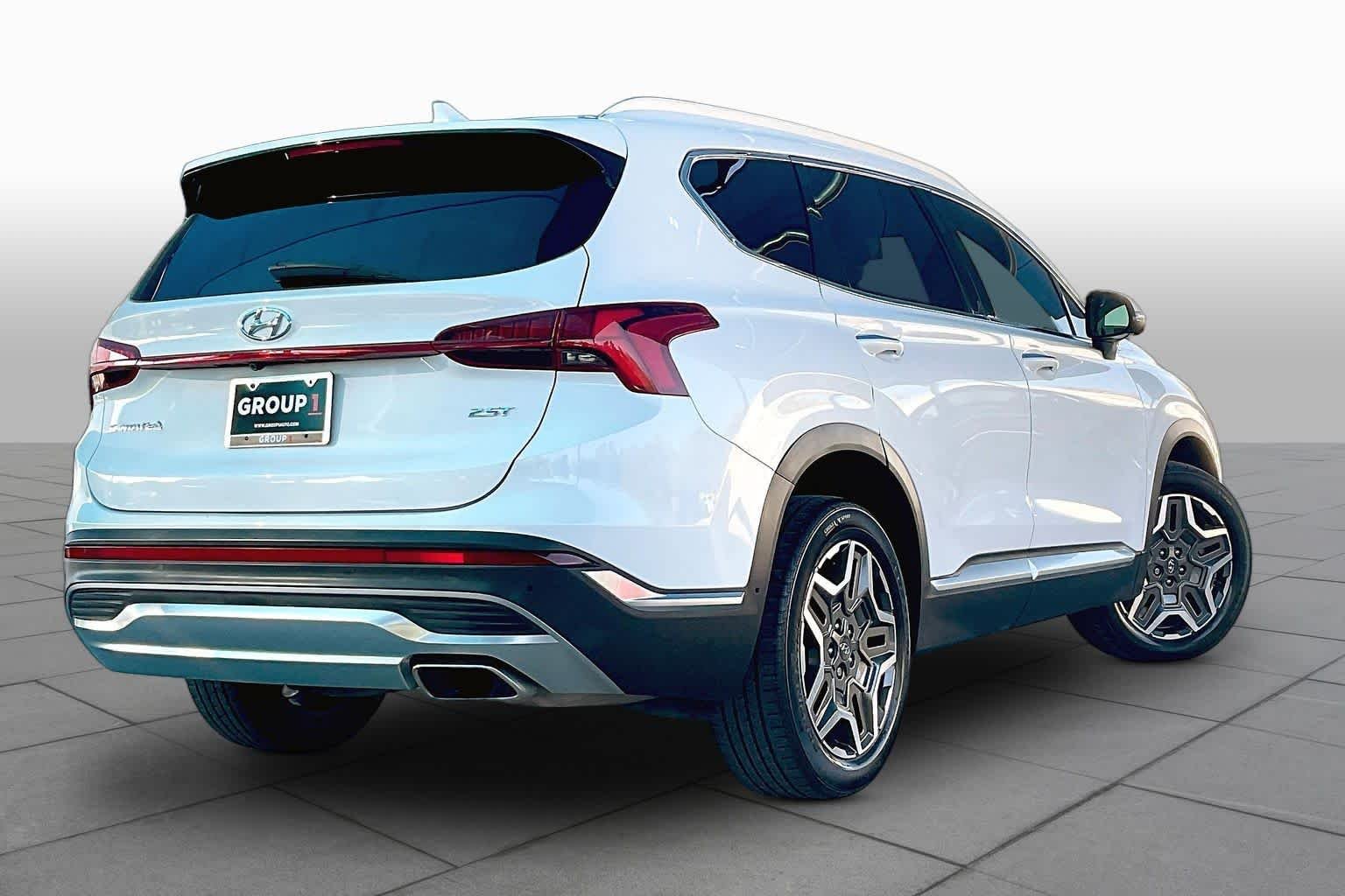 Used 2022 Quartz White Hyundai Limited image 13