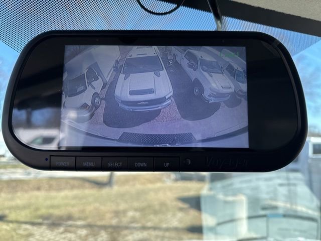 New 2025 Summit White Chevrolet 2WT image 21