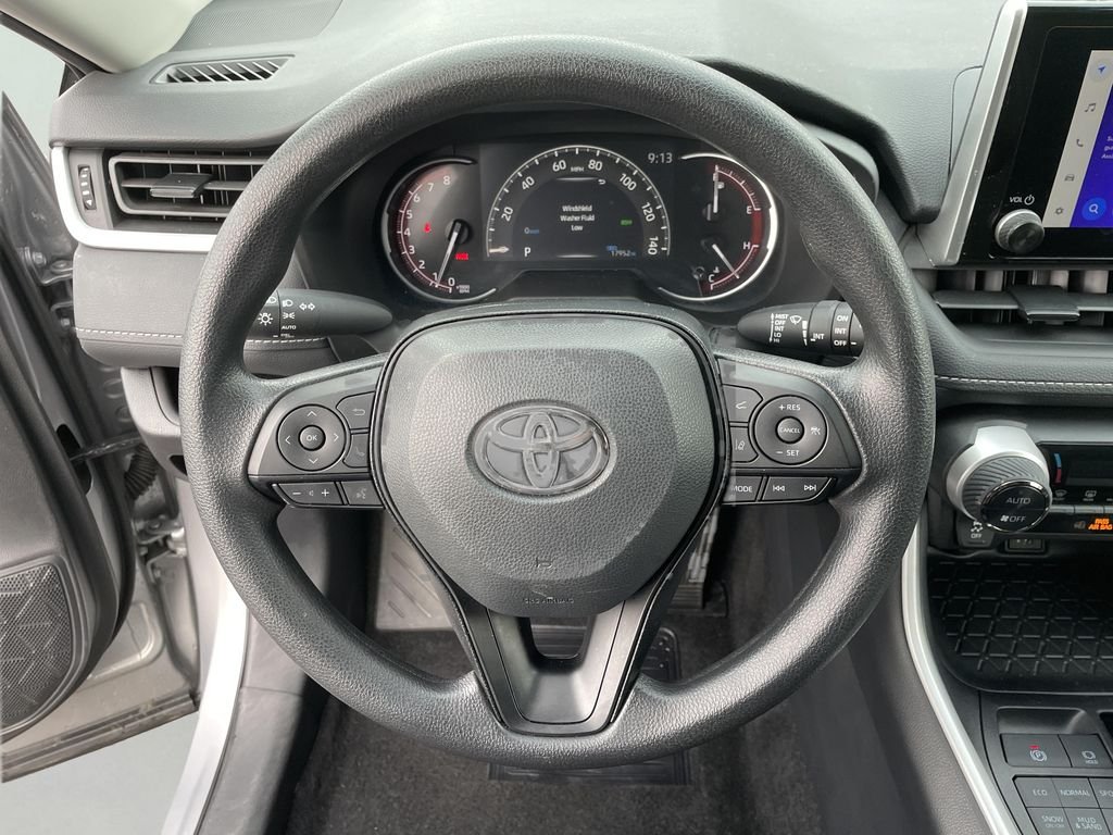 Used 2025 Silver Toyota XLE image 23