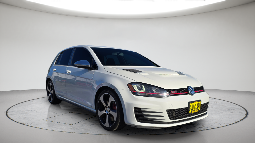 Used 2017  Volkswagen Sport image 13