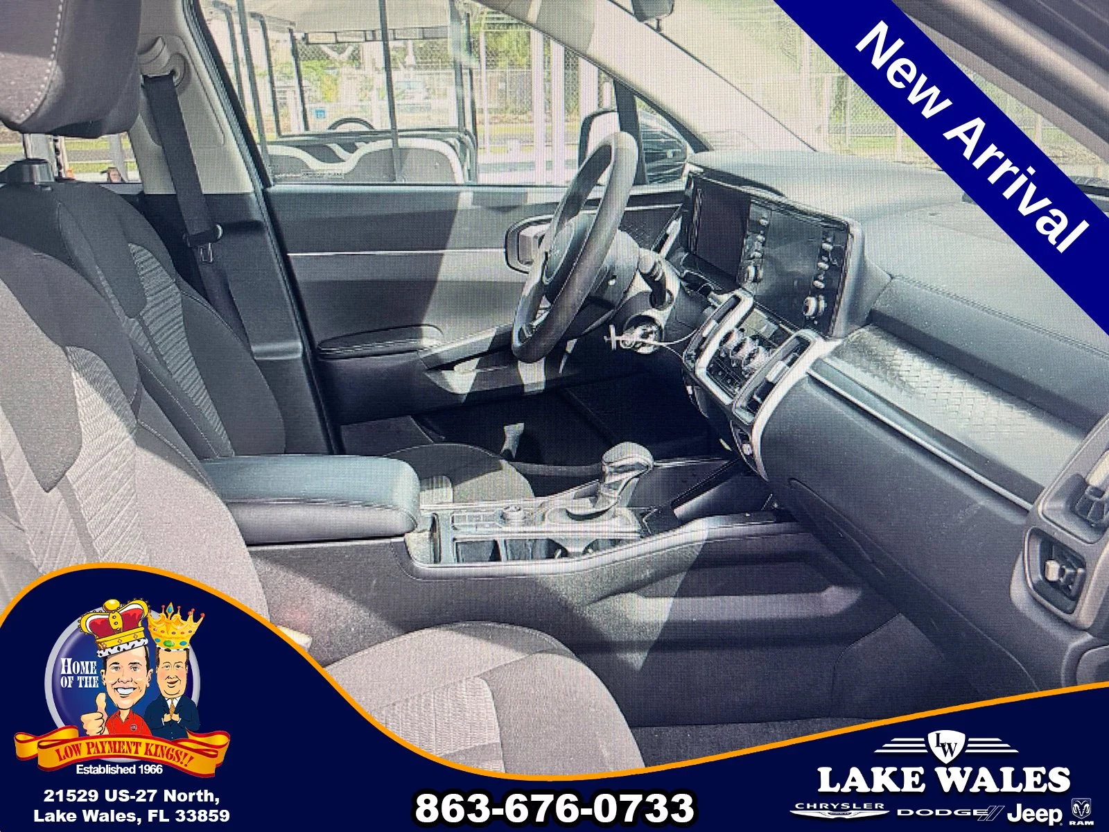 Used 2022 Black Kia LX image 5