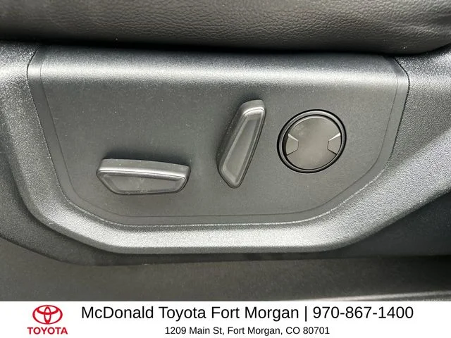 Used 2021 White Ford XLT image 12