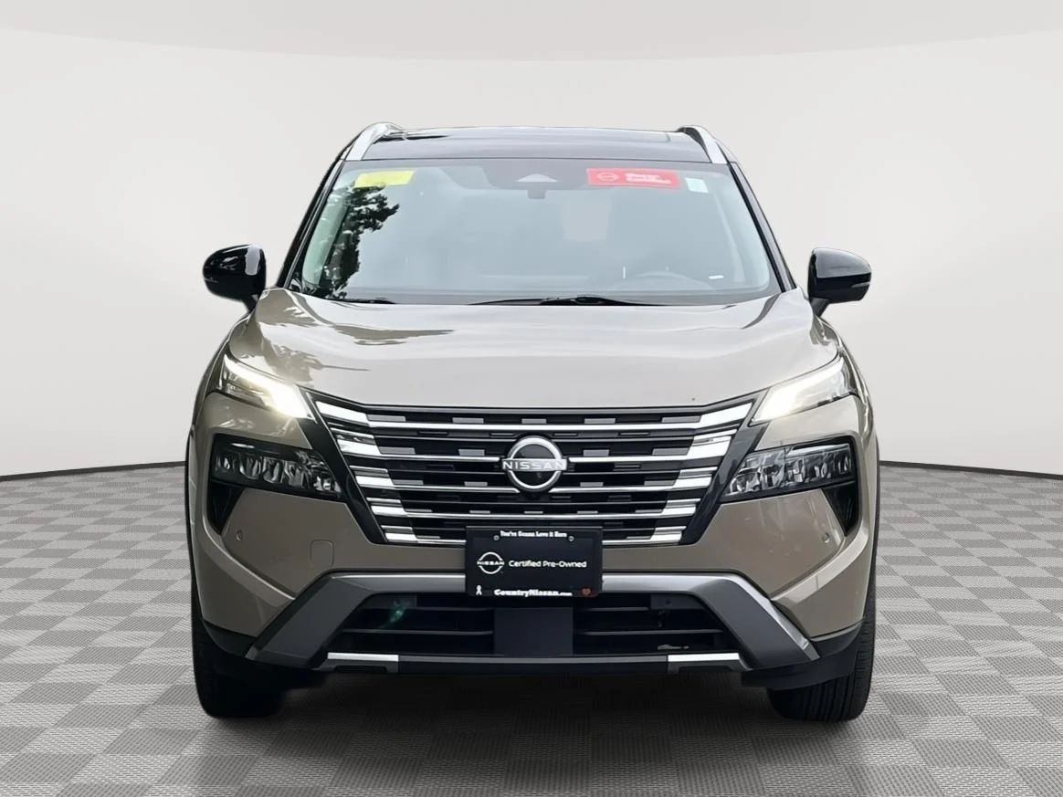 Used 2024 Baja Storm Metallic/Super Black Nissan SL image 2