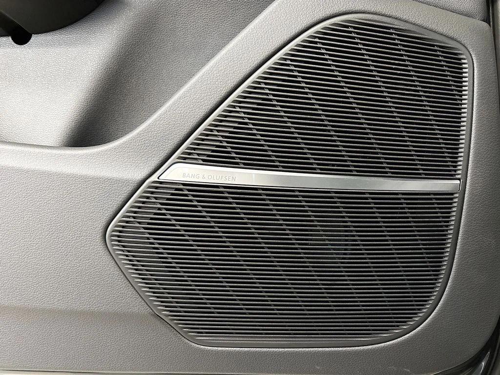 2025 Audi Q8 Premium Plus - Photo 21