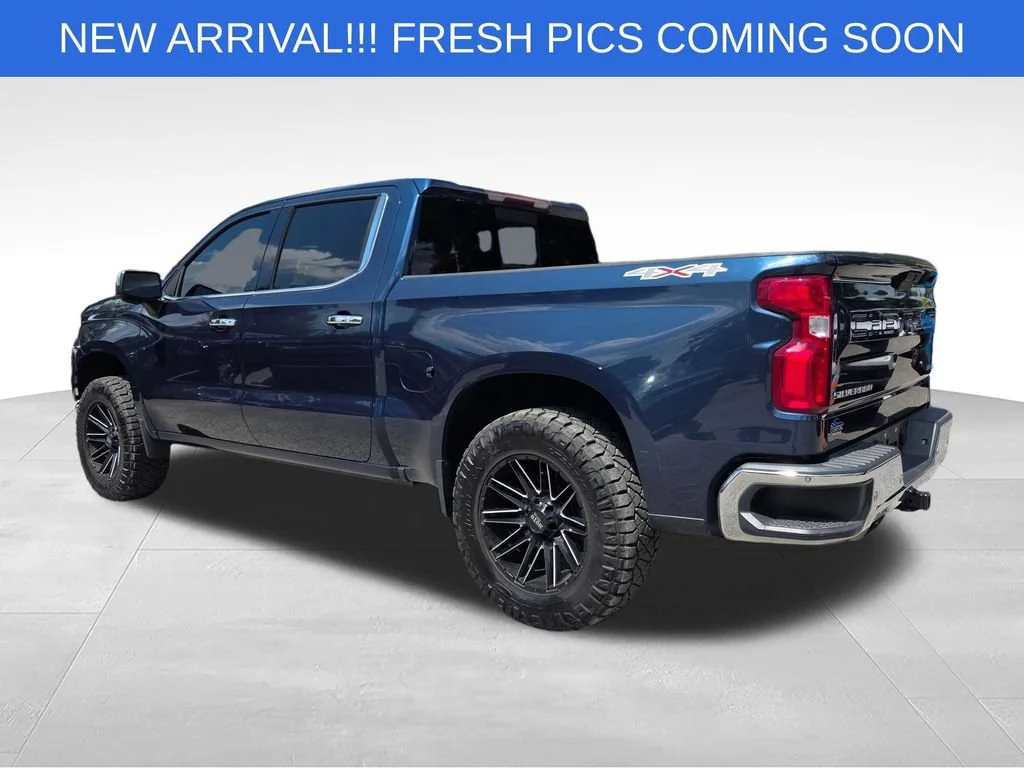 Used 2019 NORTHSKY BLUE METALLIC Chevrolet LTZ image 5