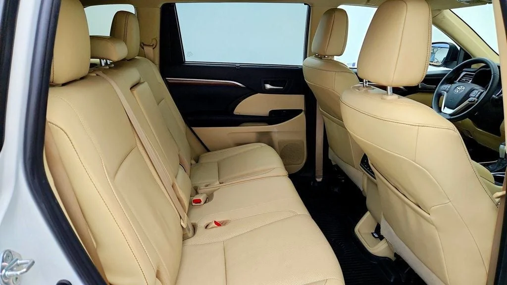 Used 2019 Blizzard Pearl Toyota Limited V6 AWD image 24