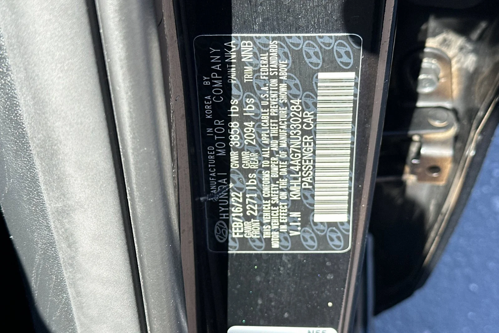 Used 2022 Phantom Black Hyundai SE image 26