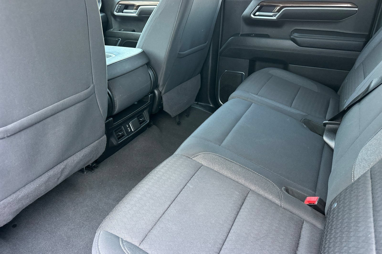 Used 2025 Summit White Chevrolet LT image 14