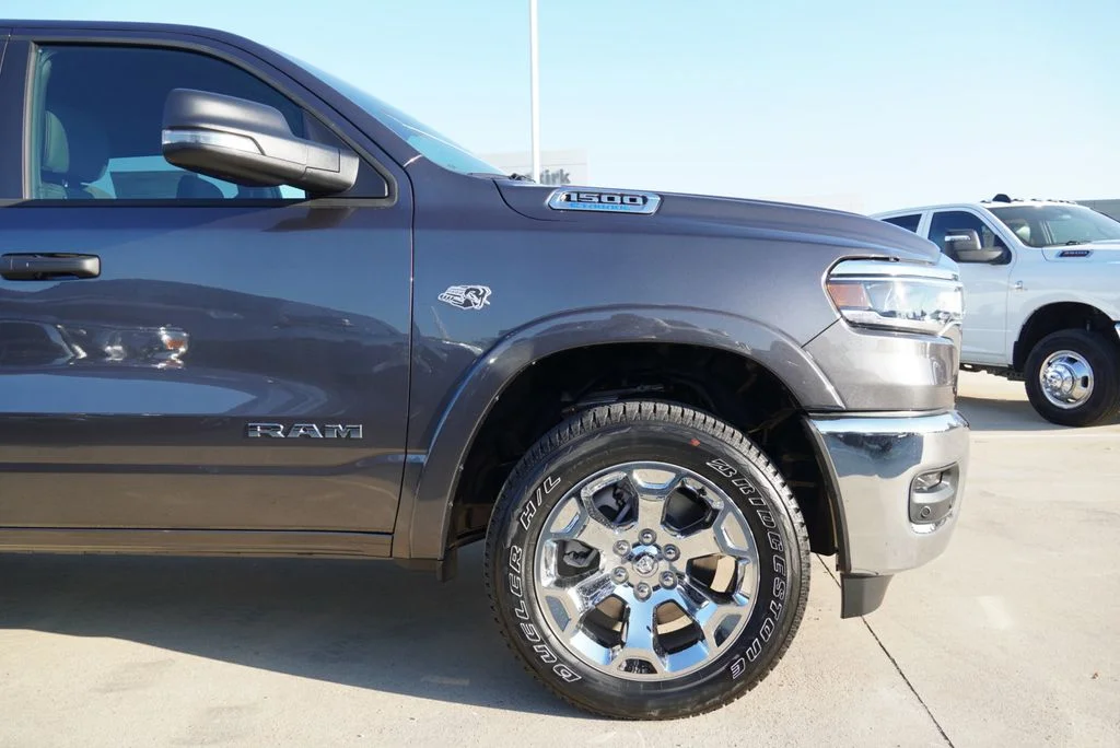 New 2026 Granite Crystal Metallic Clearcoat RAM Big Horn/Lone Star image 5
