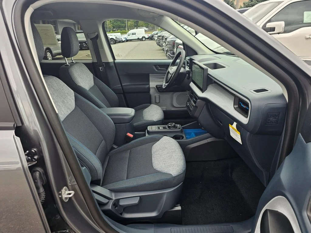New 2025 Carbonized Gray Metallic Ford XLT image 10