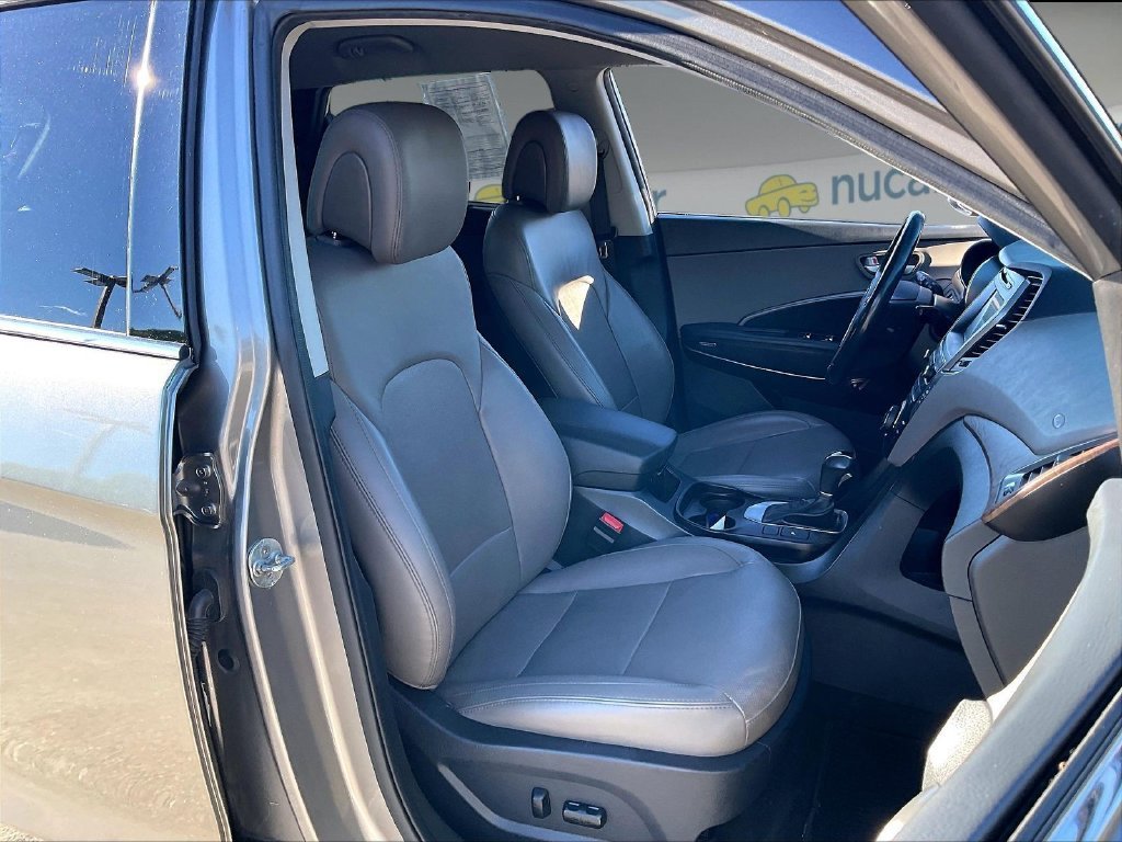 Used 2018 Mineral Gray Hyundai 2.0T image 9