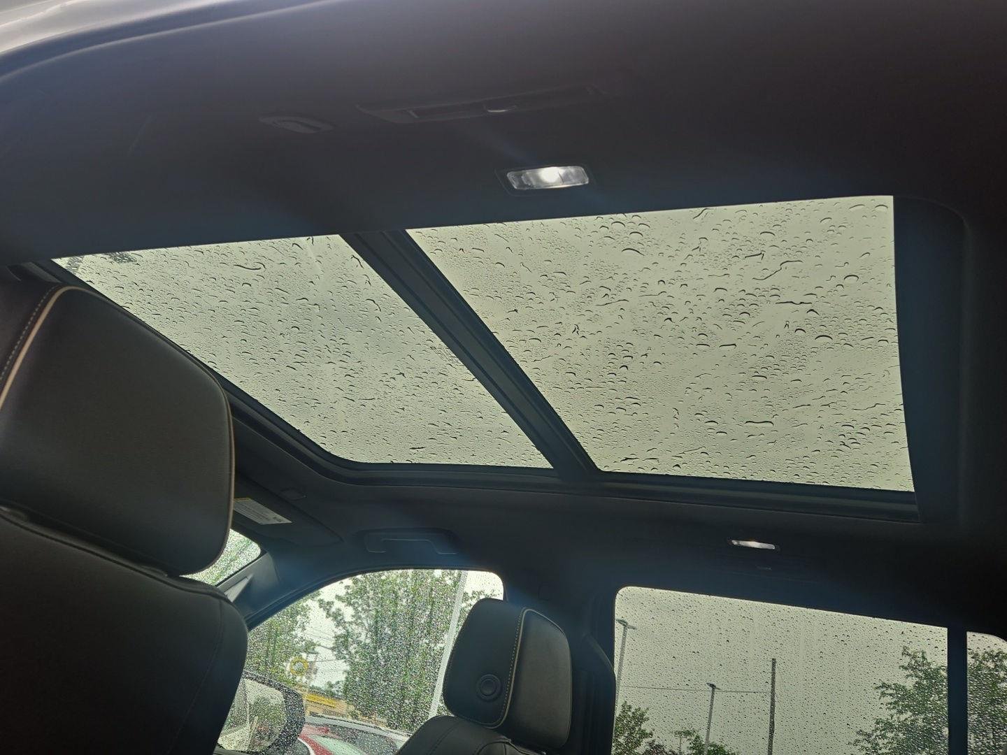 Used 2021 Summit White Chevrolet Premier image 4