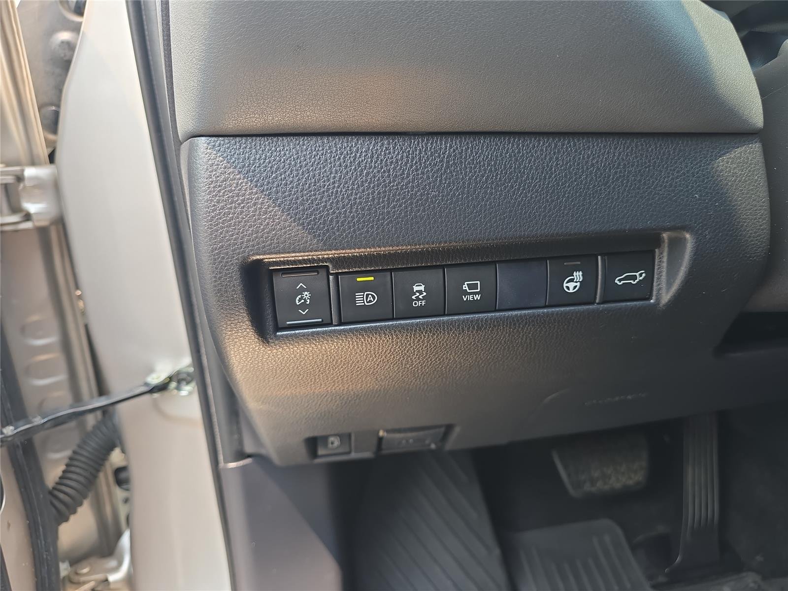 Used 2021 Titanium Glow Toyota Limited image 23
