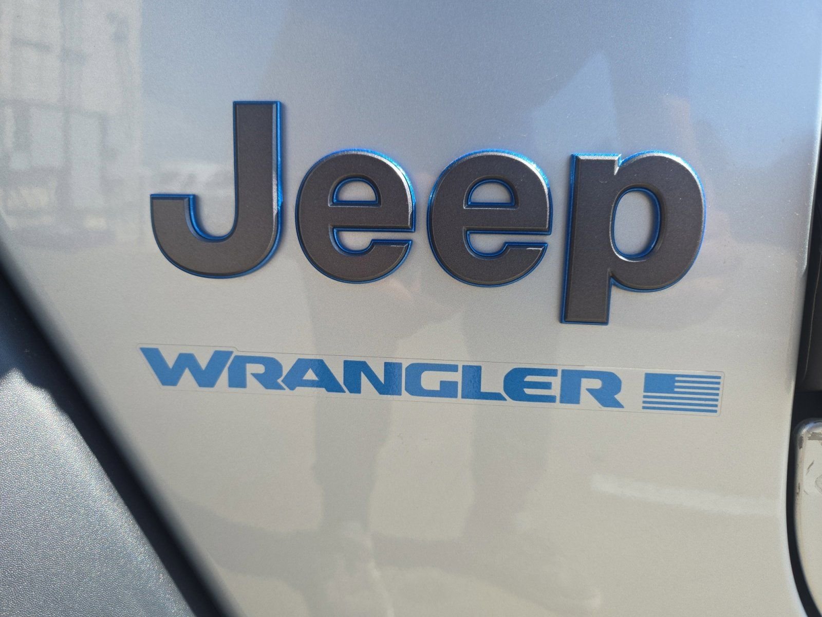 Used 2023 Silver Jeep Rubicon 4xe image 11