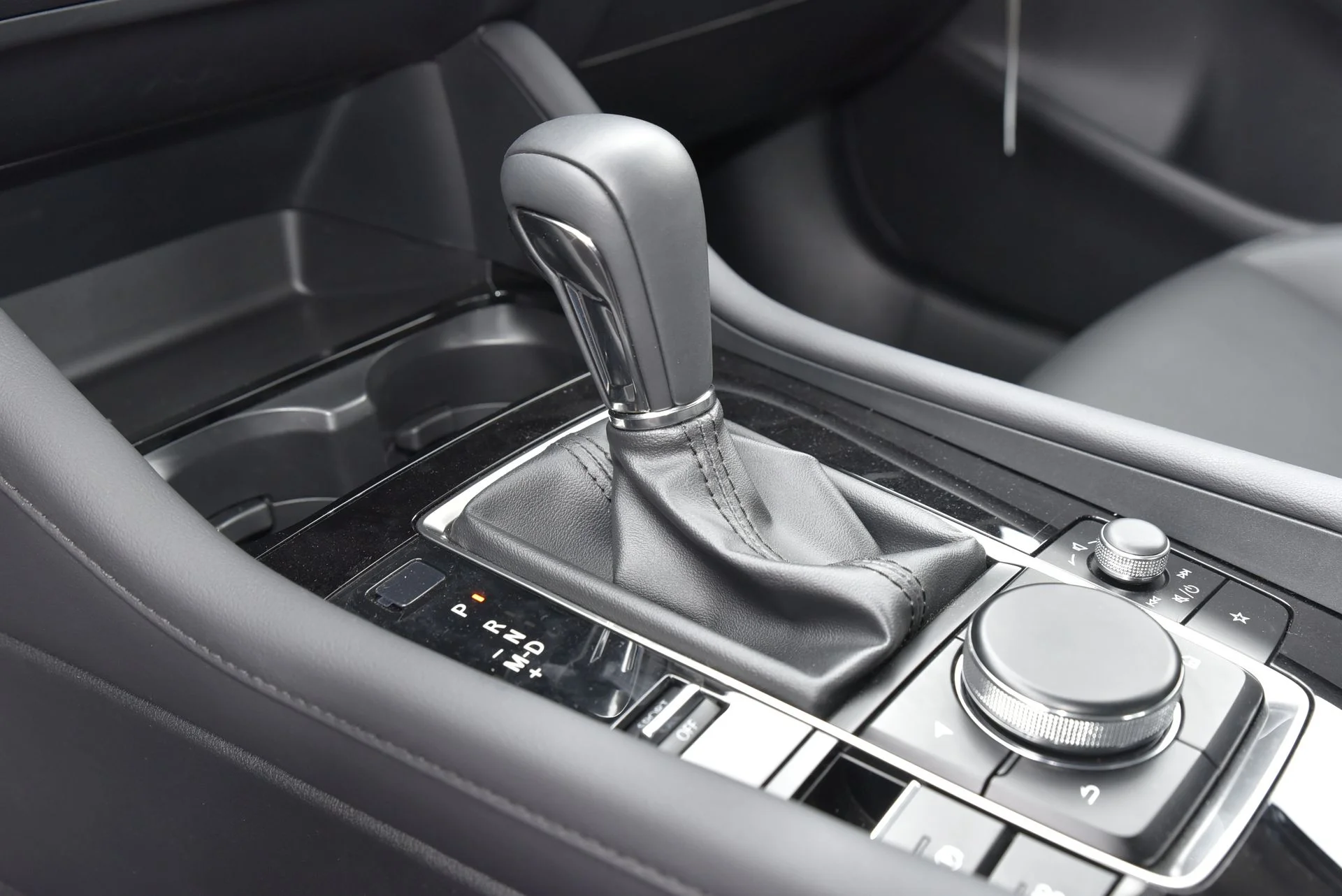 New 2026 Platinum Quartz Metallic Mazda 2.5 S Preferred image 10