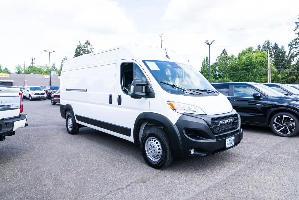 Used 2026 White Ram High Roof image 23