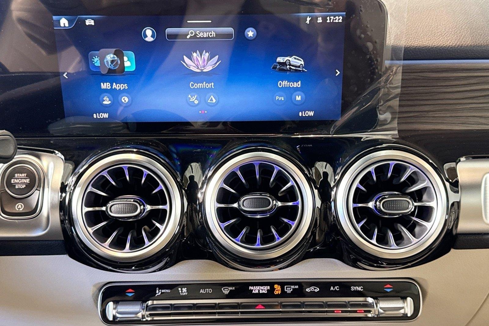 New 2026 Night Black Mercedes-Benz GLB 250 image 12