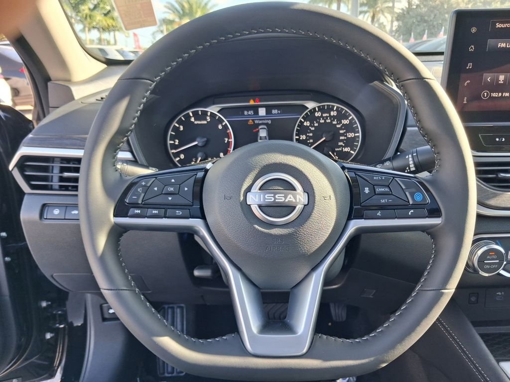 2025 Nissan Altima SV - Photo 21