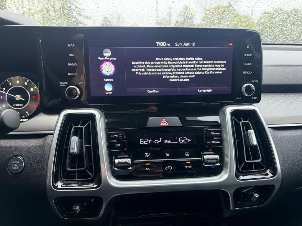 Used 2023 Glacial White Pearl Kia SX image 18