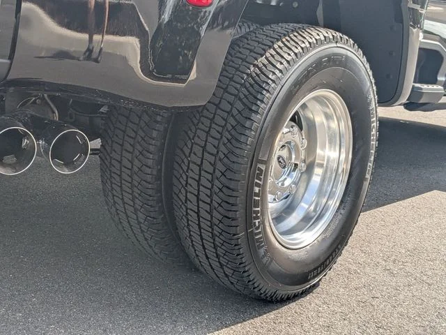 New 2026 Agate Black Metallic Ford F-350® Platinum® image 14
