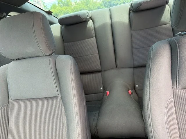 Used 2013 Black Ford V6 image 17