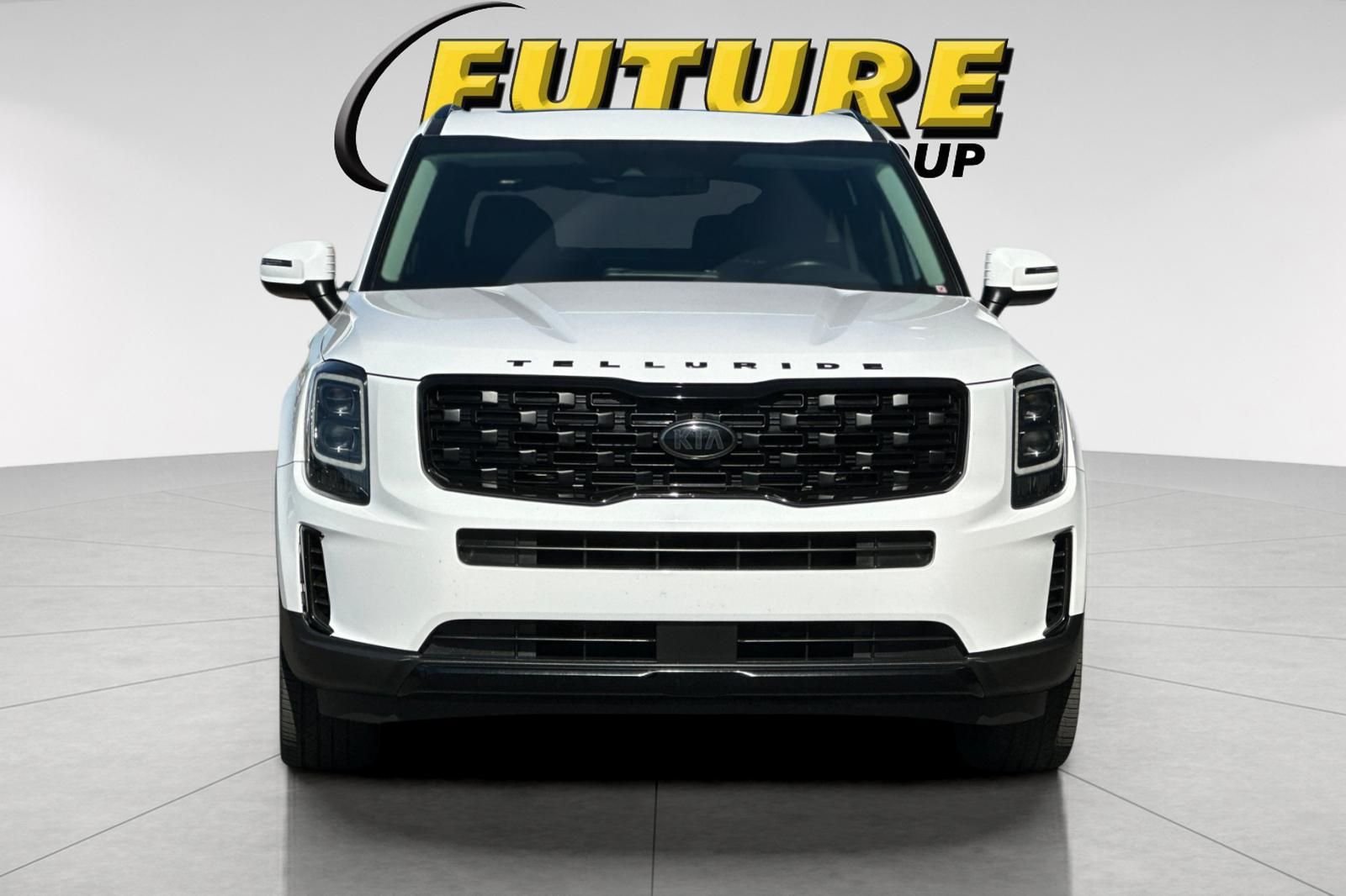 Used 2021 White Kia EX image 9