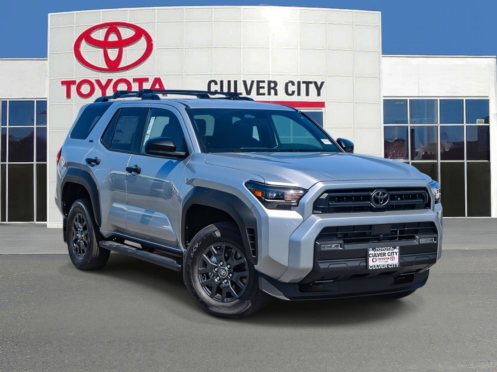 2026 Toyota 4Runner SR5 4WD's photo
