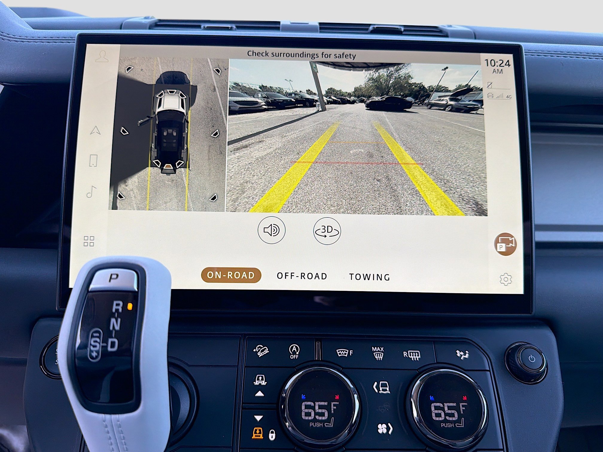 New 2026 Charente Grey Land Rover OCTA image 32