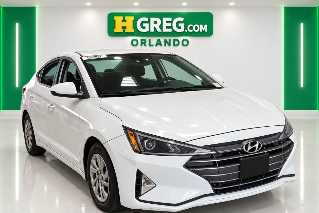 Used 2020 Quartz White Pearl Hyundai SE image 3