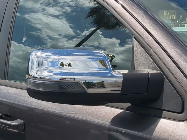 New 2026 Granite Crystal Metallic Clear-Coat Exterior Paint RAM Laramie image 12