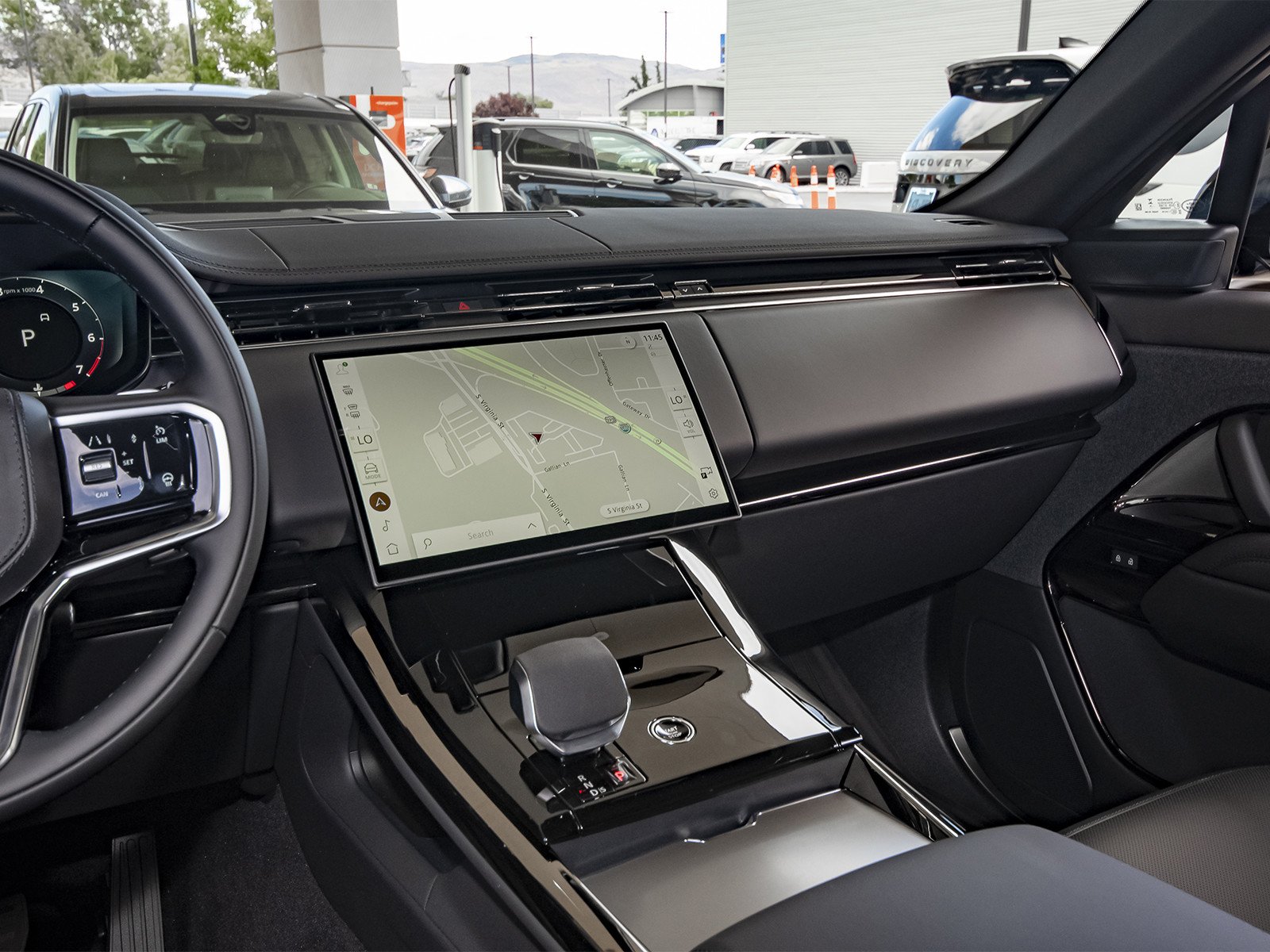 New 2026 Santorini Black Land Rover SE image 24