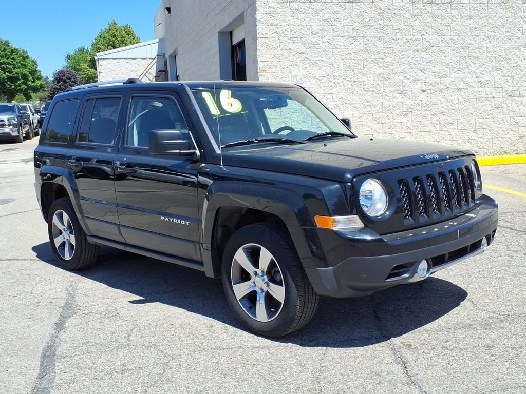 2016 Jeep Patriot Latitude 4X4's photo
