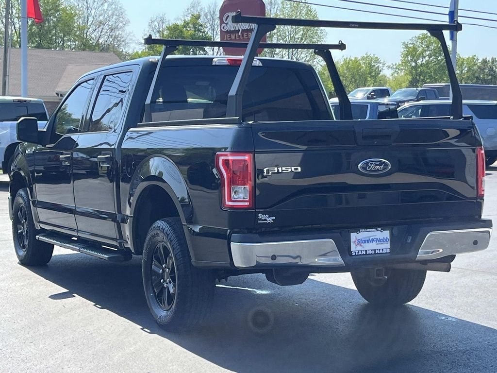 Used 2017 Shadow Black Ford XLT image 5