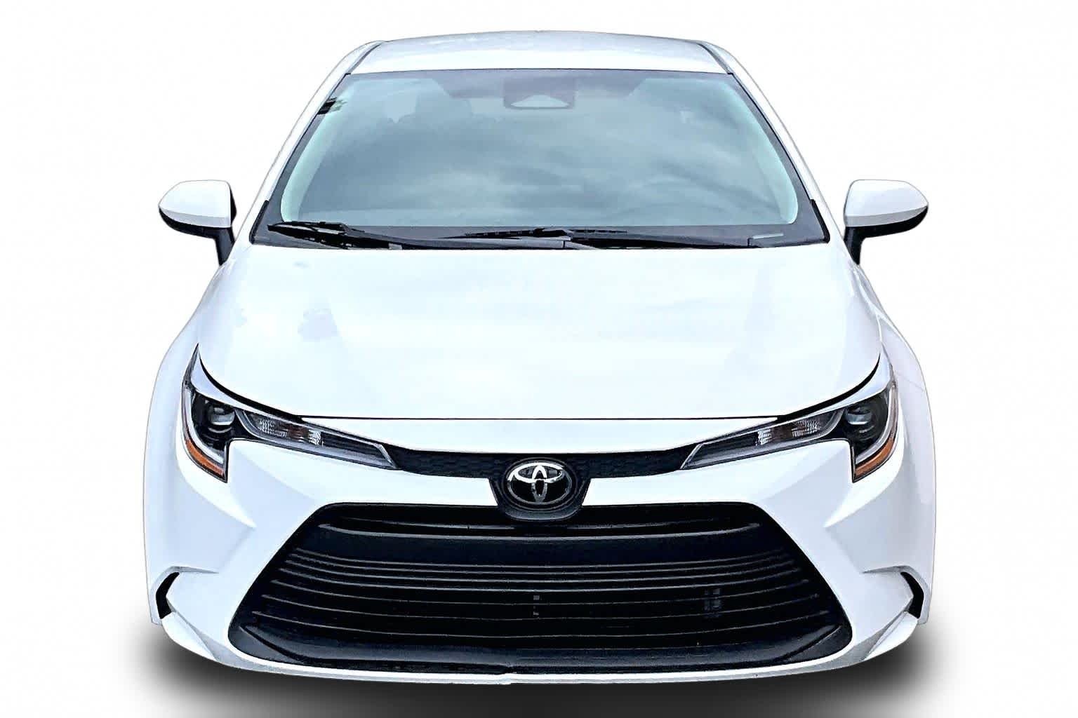 Used 2026 Ice Cap Toyota LE image 4