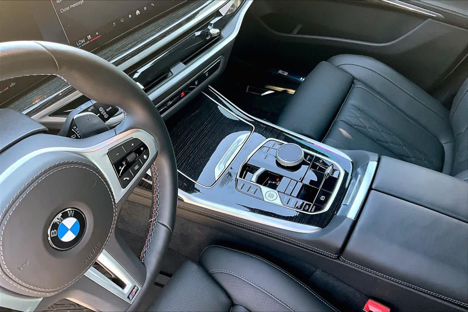 Used 2025 Mineral White Metallic BMW M60i image 14