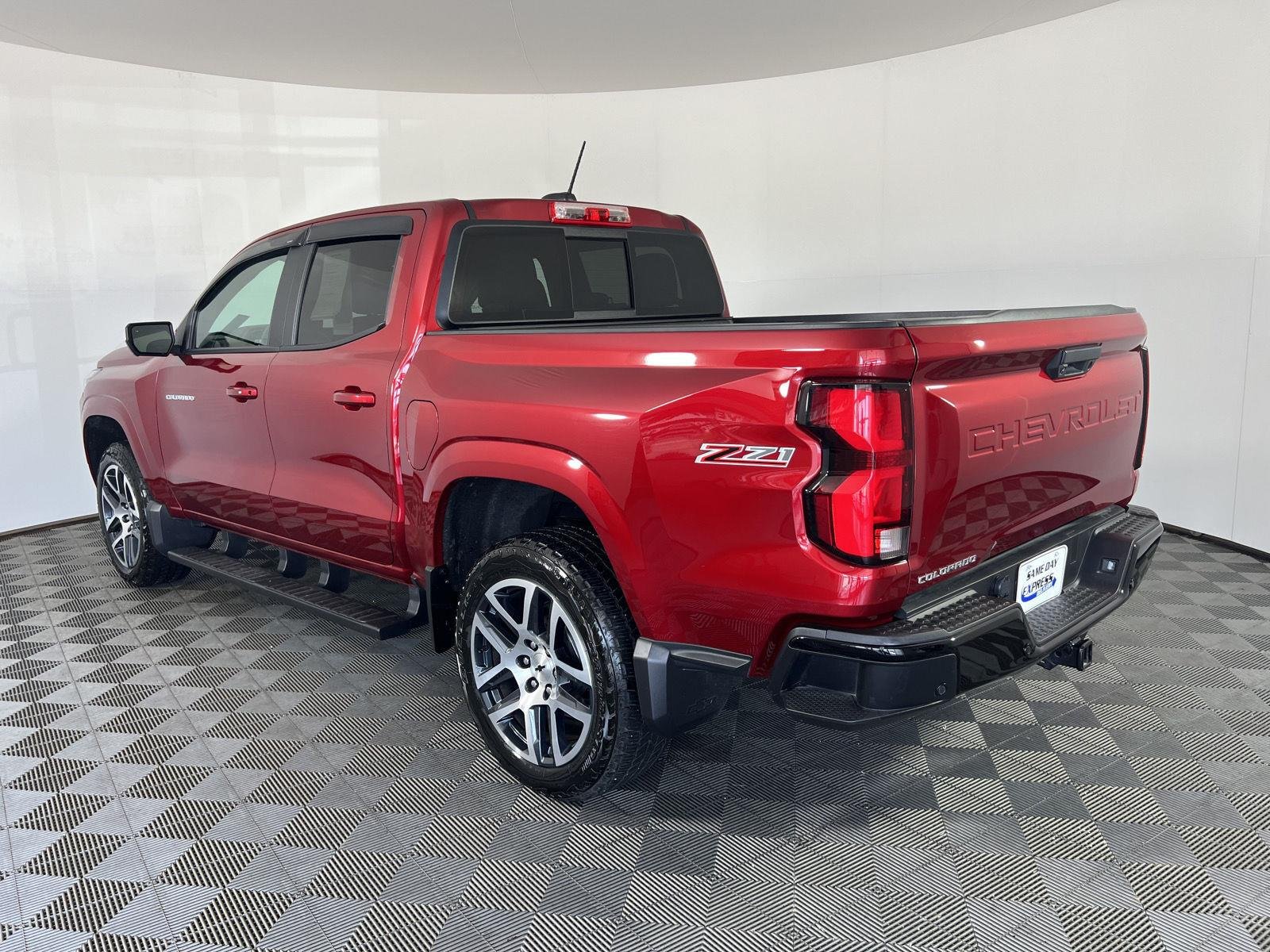 Used 2024 Radiant Red Tintcoat Chevrolet 4WD Z71 image 25
