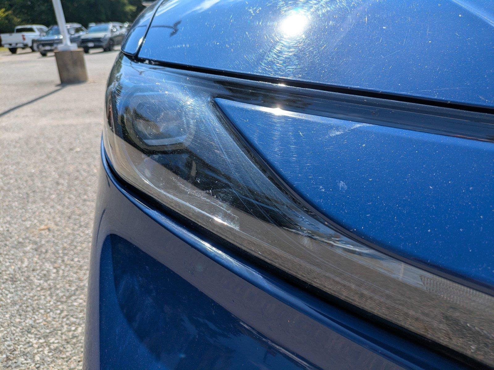 Used 2025  Toyota SE image 10