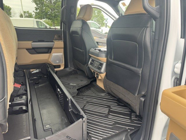 Certified Used 2023 Oxford White Ford LARIAT image 40