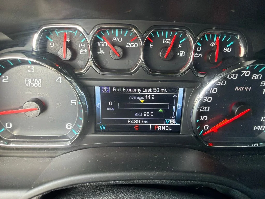 Used 2018 Gray Chevrolet LT image 12