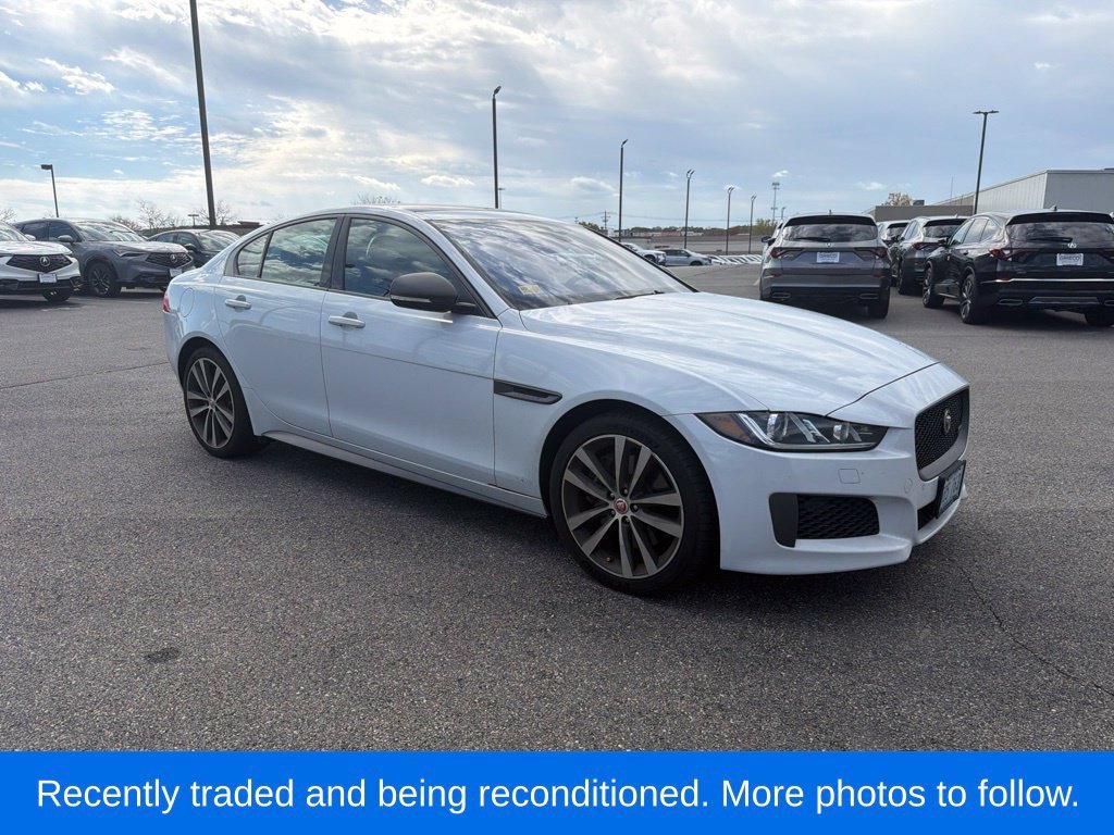 Used 2019 White Jaguar 30t 300 Sport image 1